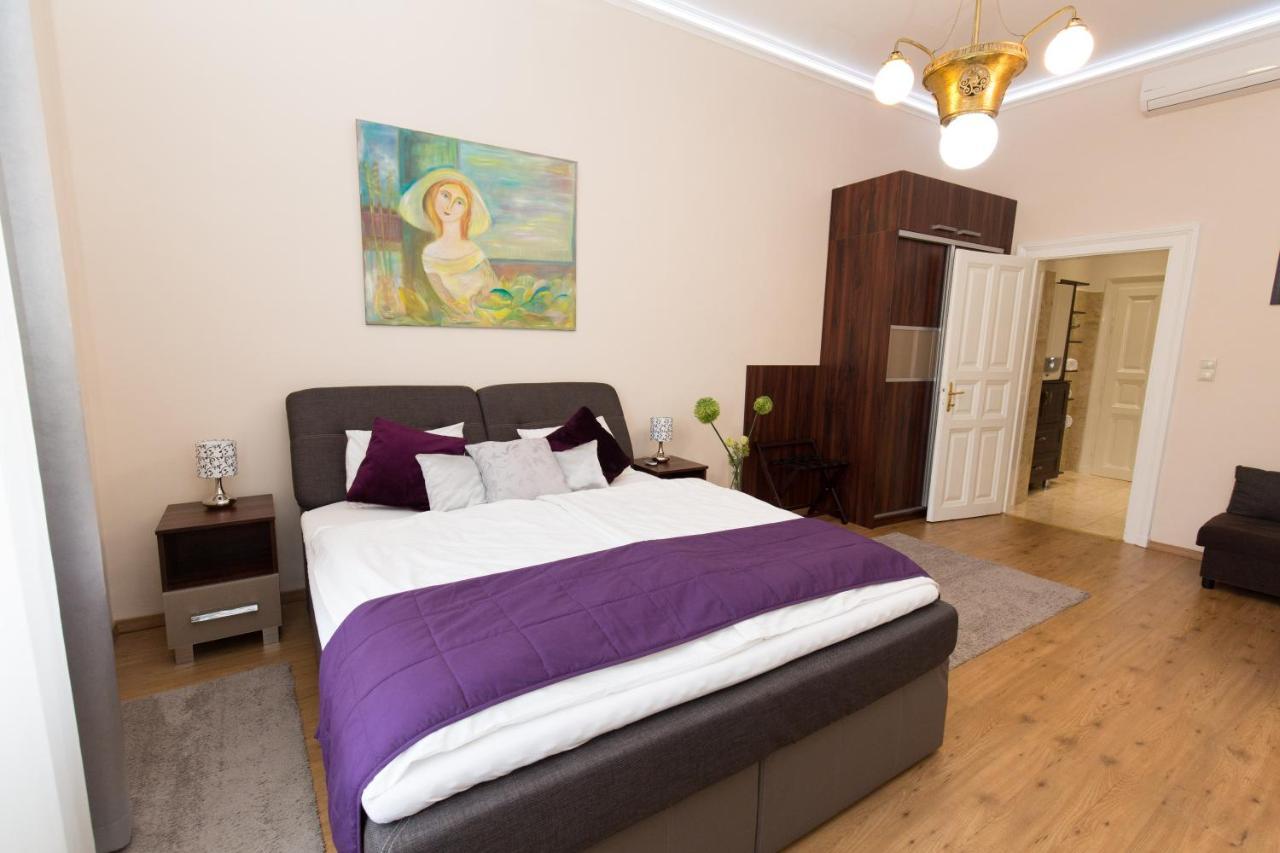 Elegant Apartment With Buda Castle View ブダペスト エクステリア 写真
