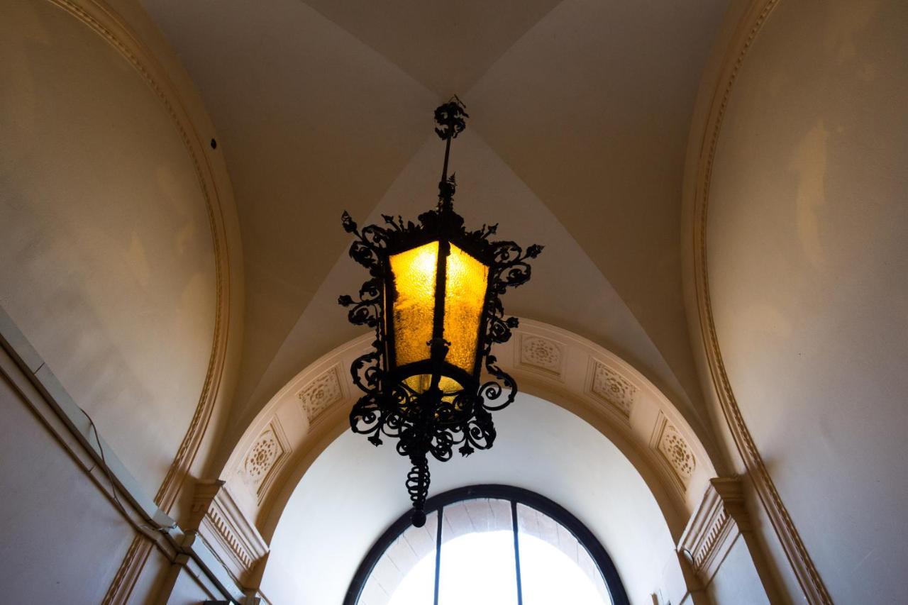 Elegant Apartment With Buda Castle View ブダペスト エクステリア 写真